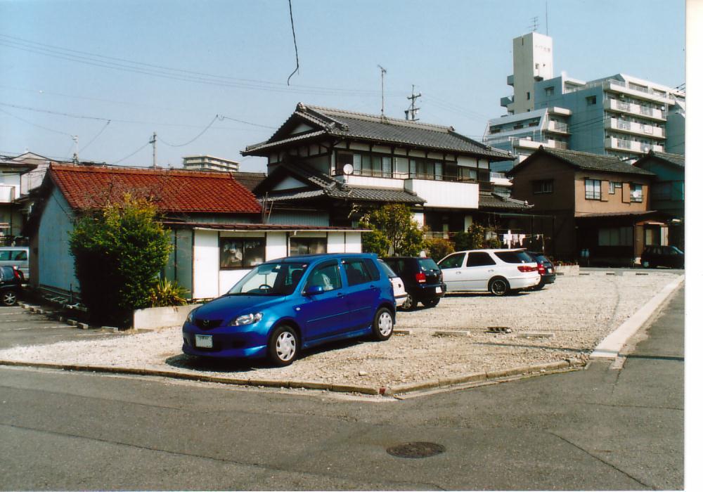 大府市　駐車場