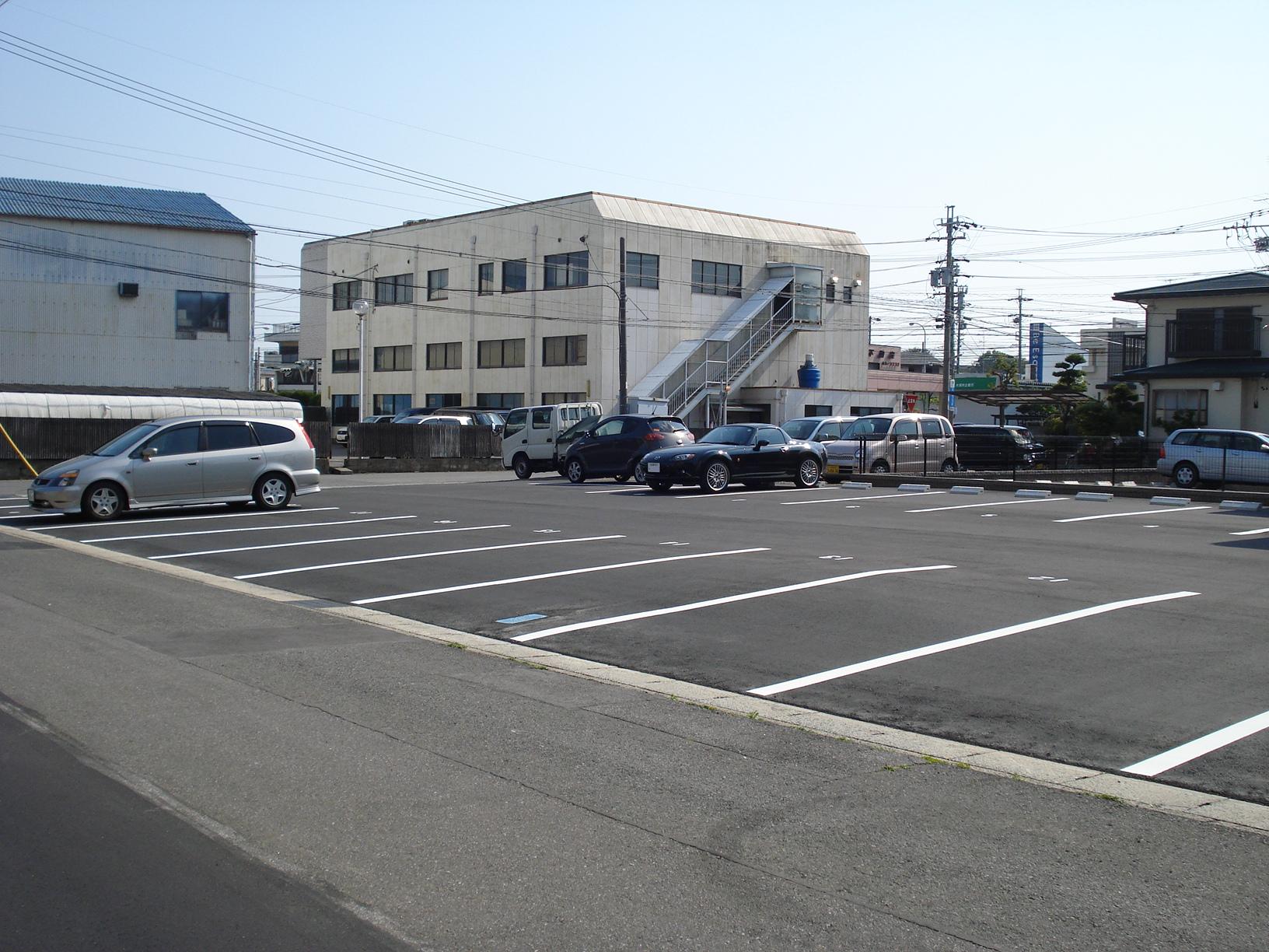 大府市　駐車場