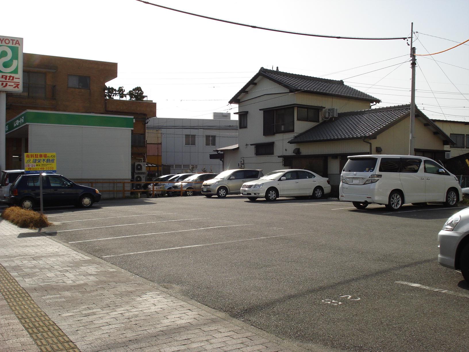 大府市　駐車場