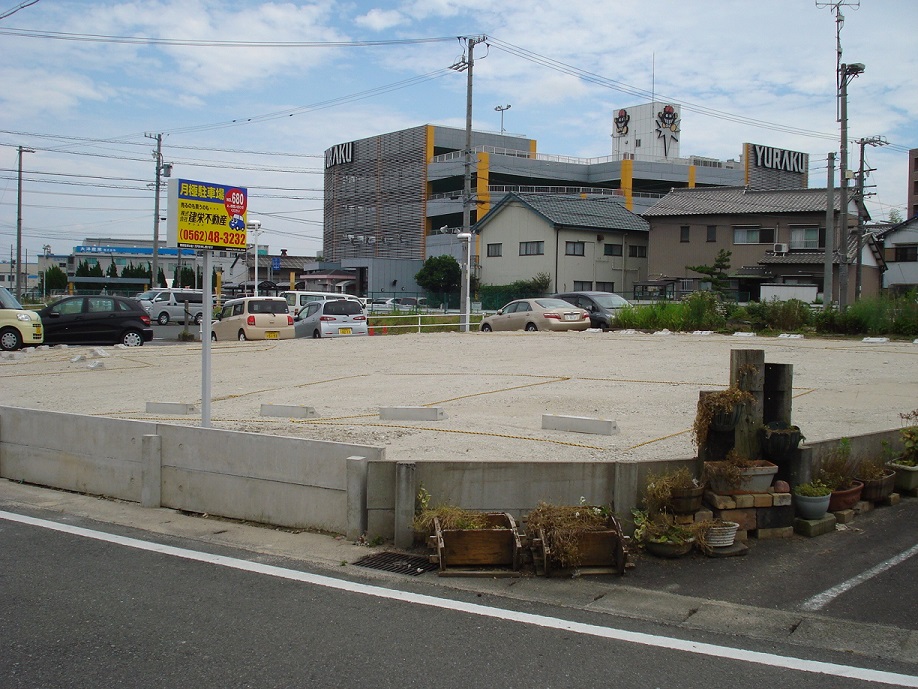 大府市駐車場